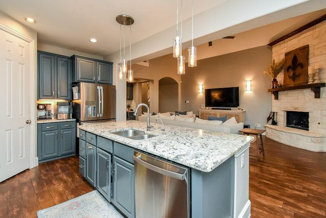 143 Kaden Creek Place, Montgomery, TX 77316