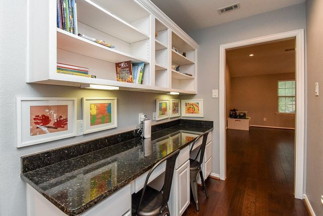 143 Kaden Creek Place, Montgomery, TX 77316