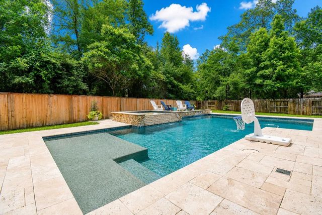 143 Kaden Creek Place, Montgomery, TX 77316