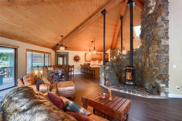 40957 Shandee Lane, Ahwahnee, CA 93601