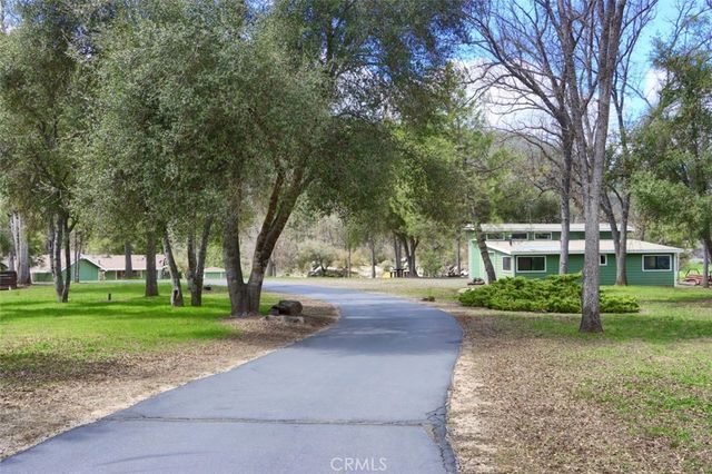 40957 Shandee Lane, Ahwahnee, CA 93601