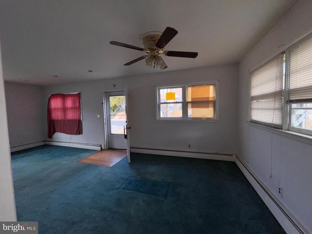 3854 ANN ST, Drexel Hill, PA 19026