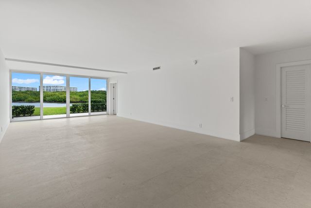 2185 Ibis Isle Road 1, Palm Beach, FL 33480
