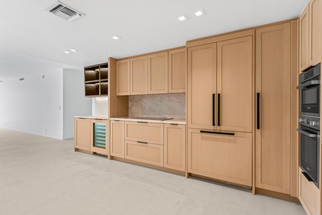 2185 Ibis Isle Road 1, Palm Beach, FL 33480