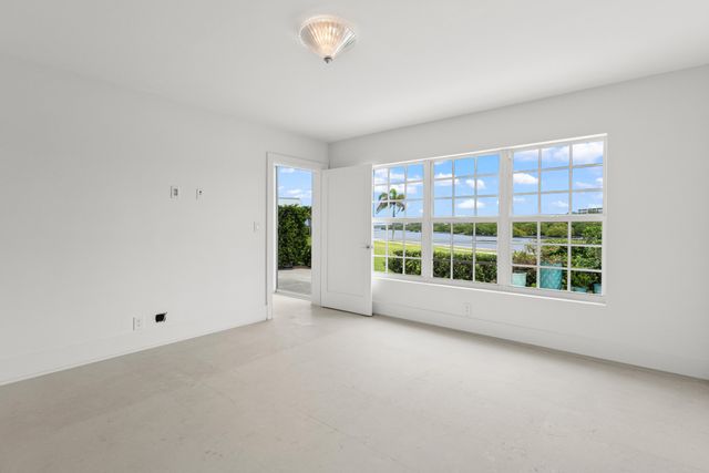 2185 Ibis Isle Road 1, Palm Beach, FL 33480