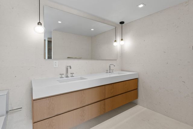 2185 Ibis Isle Road 1, Palm Beach, FL 33480