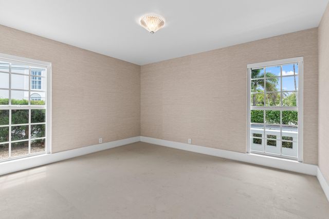 2185 Ibis Isle Road 1, Palm Beach, FL 33480