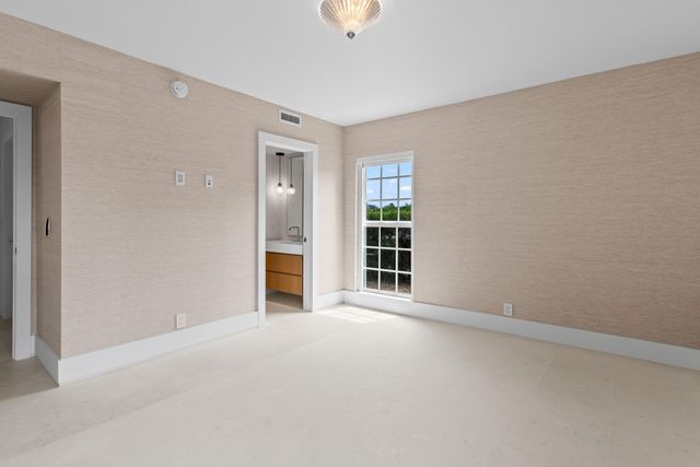 2185 Ibis Isle Road 1, Palm Beach, FL 33480