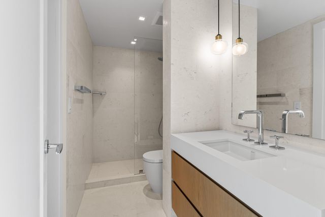 2185 Ibis Isle Road 1, Palm Beach, FL 33480