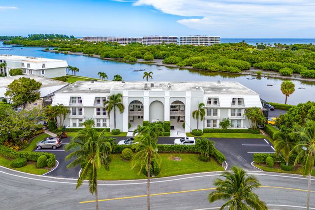 2185 Ibis Isle Road 1, Palm Beach, FL 33480