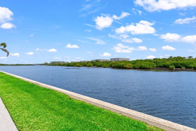 2185 Ibis Isle Road 1, Palm Beach, FL 33480