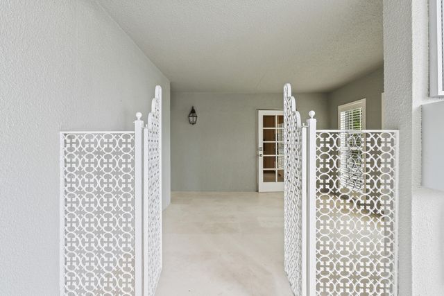 2185 Ibis Isle Road 1, Palm Beach, FL 33480