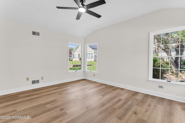 307 Devon Street, Manchester, NJ 08759