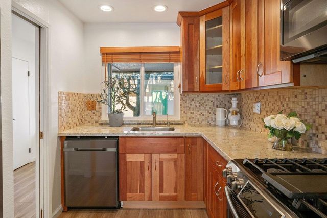 2625 Duhallow Way, South San Francisco, CA 94080