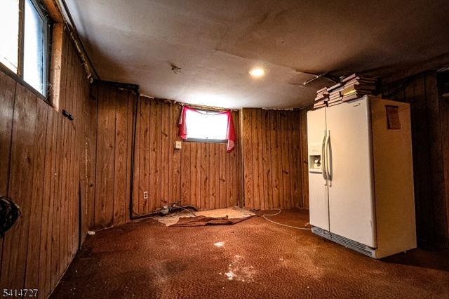 741 Highland Ave, Newark City, NJ 07104