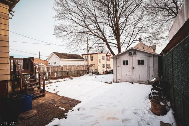 741 Highland Ave, Newark City, NJ 07104