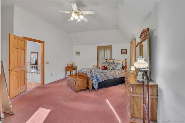 17 Flynn Lane, Middletown, CT 06457