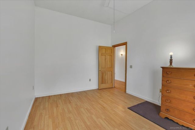 17 Flynn Lane, Middletown, CT 06457