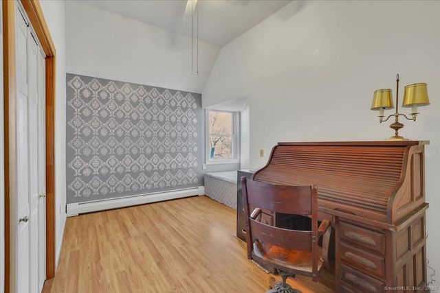 17 Flynn Lane, Middletown, CT 06457