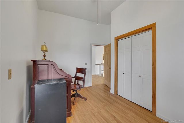 17 Flynn Lane, Middletown, CT 06457