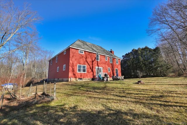 17 Flynn Lane, Middletown, CT 06457