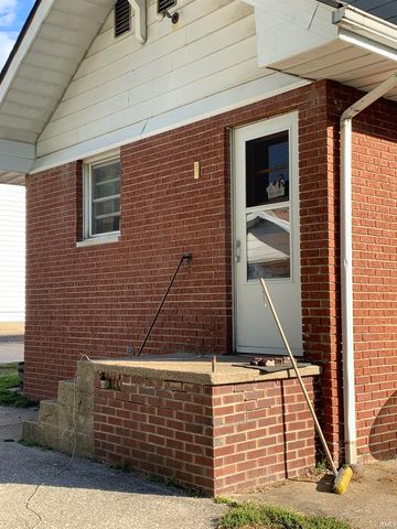 530 W Spring Street, Bloomfield, IN 47424