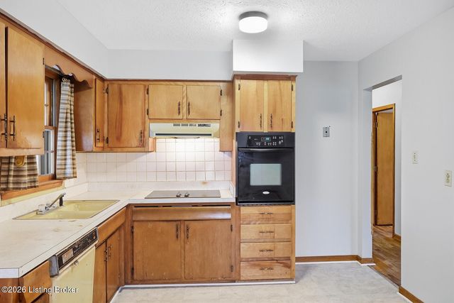 207 Lincoln St, Lawrenceburg, KY 40342