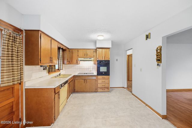 207 Lincoln St, Lawrenceburg, KY 40342