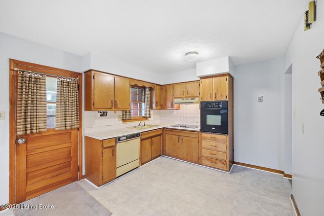 207 Lincoln St, Lawrenceburg, KY 40342