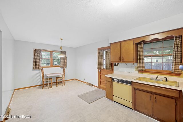 207 Lincoln St, Lawrenceburg, KY 40342