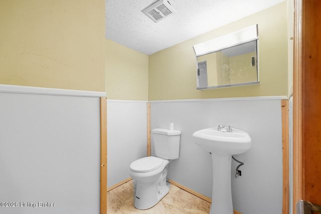 207 Lincoln St, Lawrenceburg, KY 40342
