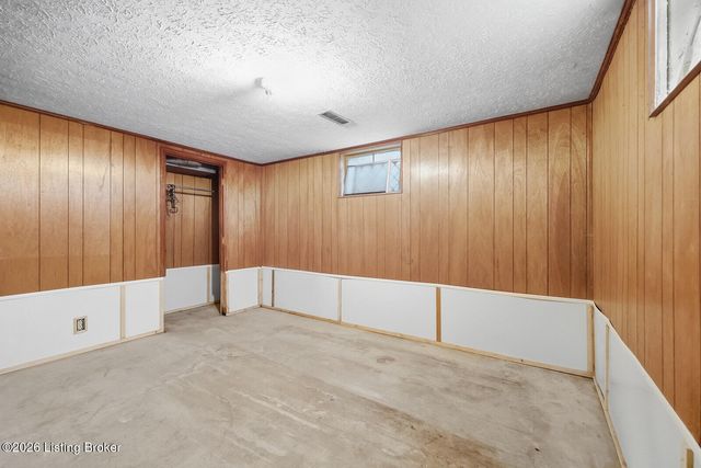 207 Lincoln St, Lawrenceburg, KY 40342