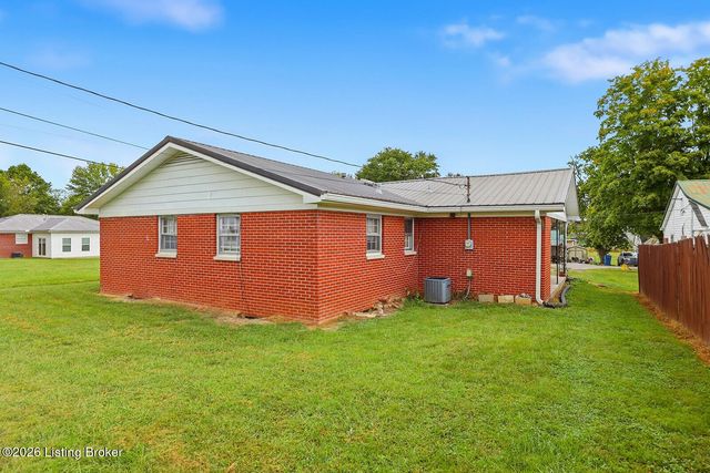 207 Lincoln St, Lawrenceburg, KY 40342