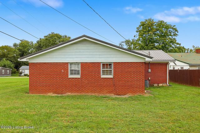 207 Lincoln St, Lawrenceburg, KY 40342