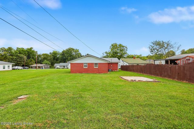 207 Lincoln St, Lawrenceburg, KY 40342