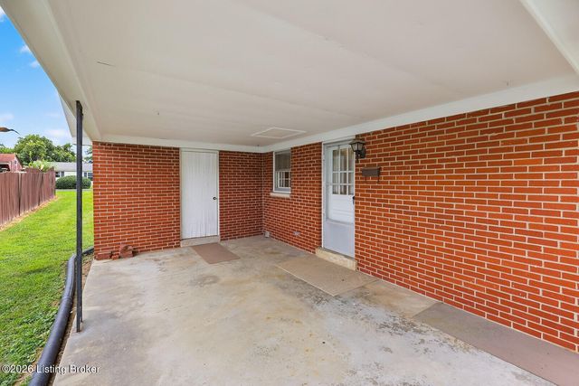 207 Lincoln St, Lawrenceburg, KY 40342