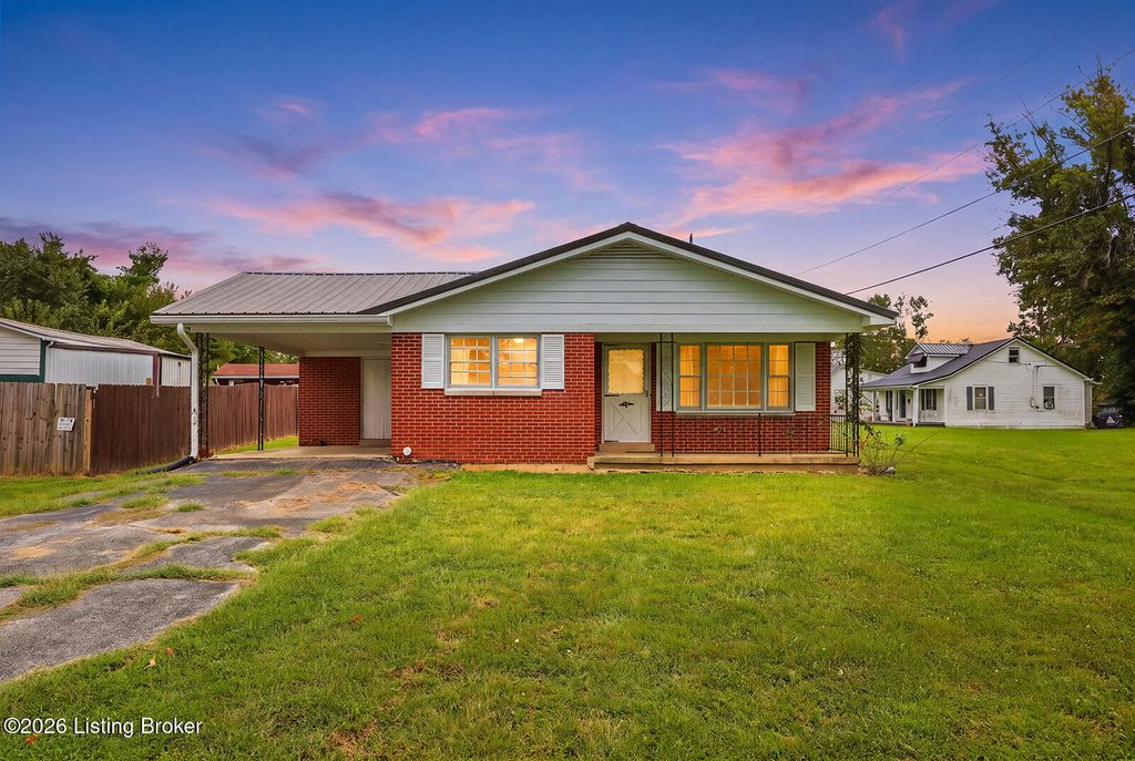 207 Lincoln St, Lawrenceburg, KY 40342