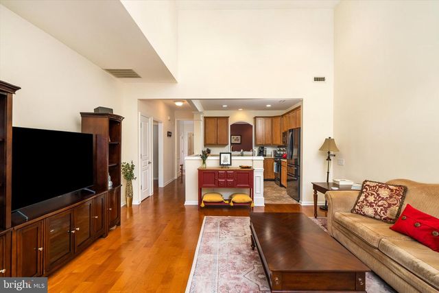 226 SPARROW, Hamilton, NJ 08690