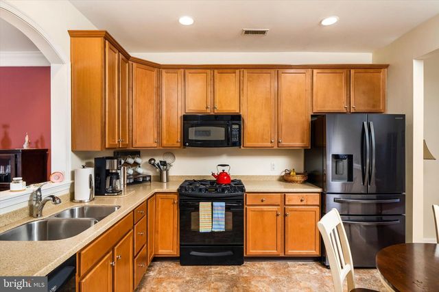 226 SPARROW, Hamilton, NJ 08690
