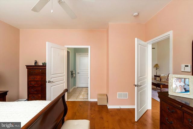 226 SPARROW, Hamilton, NJ 08690