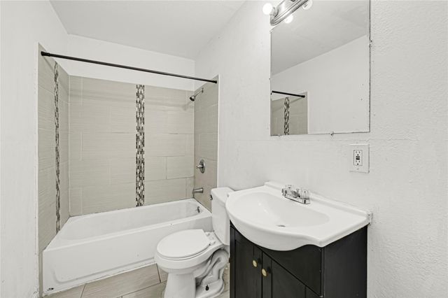 2210 Marshall Street, Pasadena, TX 77506