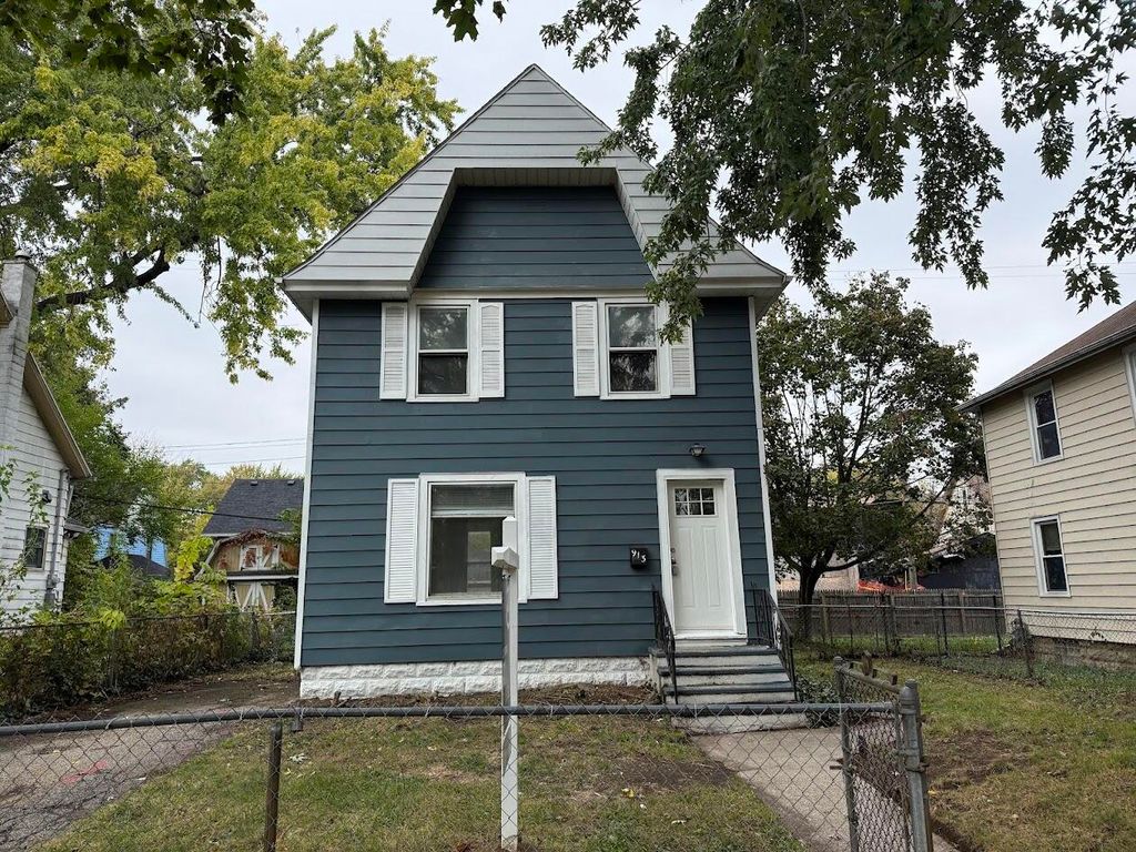 913 Bryant Street, Kalamazoo, MI 49001