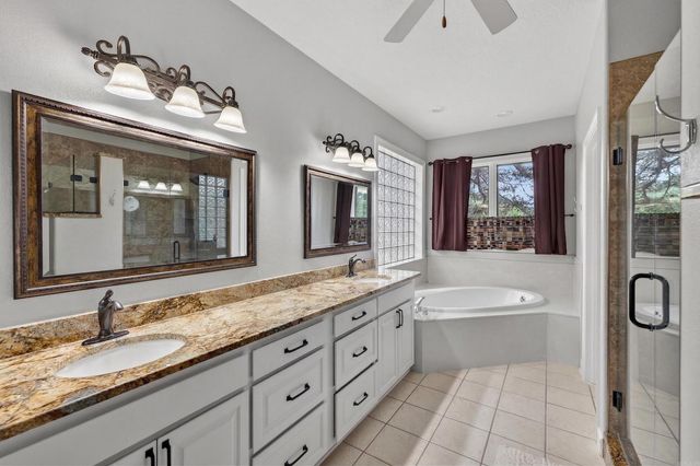 1 Atalaya Trace, Hot Springs Village, AR 71909