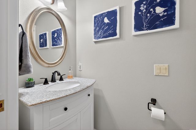 1 Atalaya Trace, Hot Springs Village, AR 71909