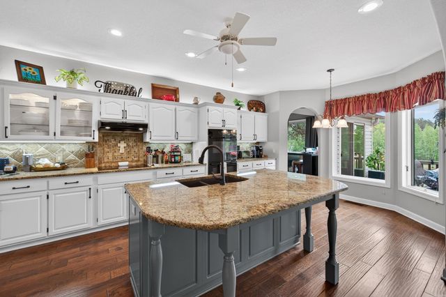 1 Atalaya Trace, Hot Springs Village, AR 71909