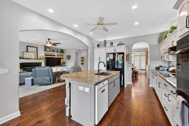 1 Atalaya Trace, Hot Springs Village, AR 71909