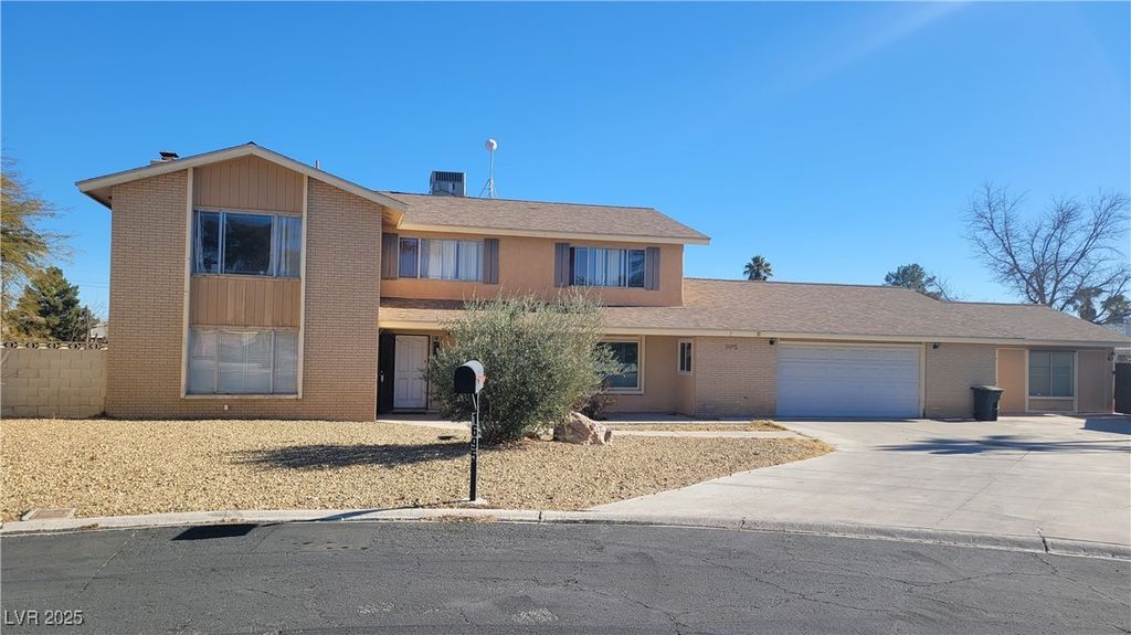 1695 Westwind Road, Las Vegas, NV 89146