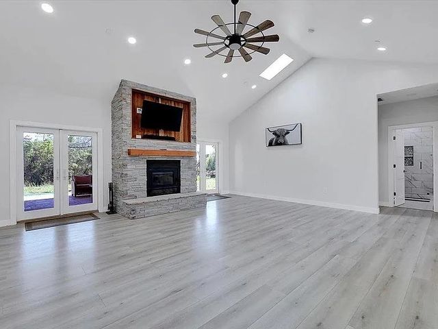 6217 Sandstone Ln, Browns Valley, CA 95918