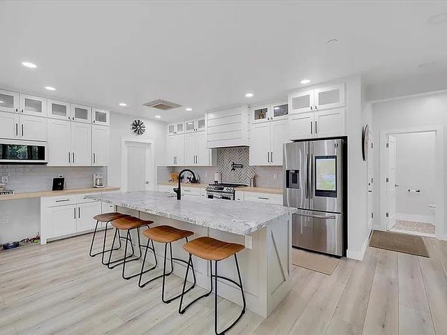 6217 Sandstone Ln, Browns Valley, CA 95918