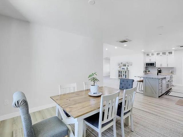 6217 Sandstone Ln, Browns Valley, CA 95918